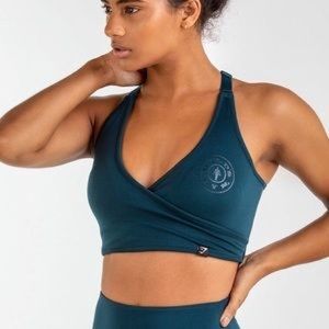 NWT gymshark x gold’s gym navy sports bra!